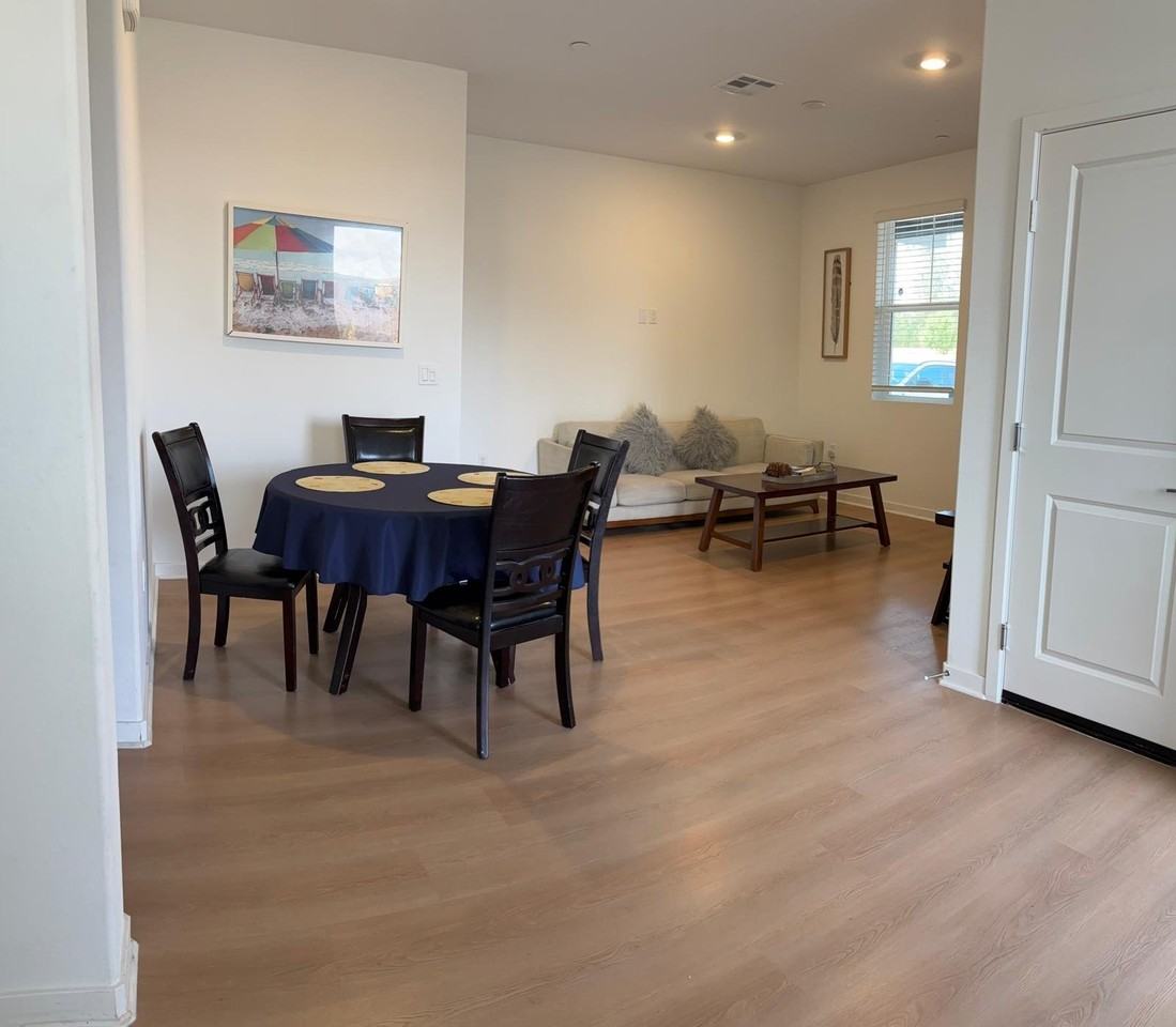 10921 Gold Crest St #2 - Photo 5 of 26