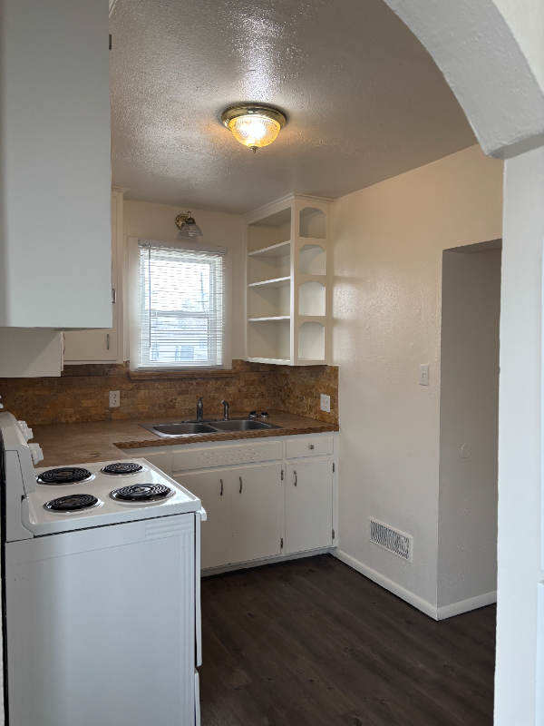 312 Park Ave - Photo 5 of 8