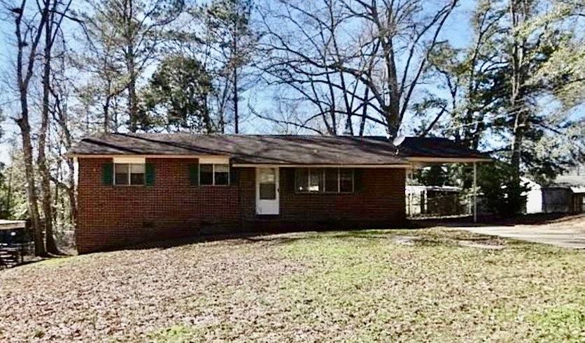 1215 Winifred Ln - Photo 2 of 29
