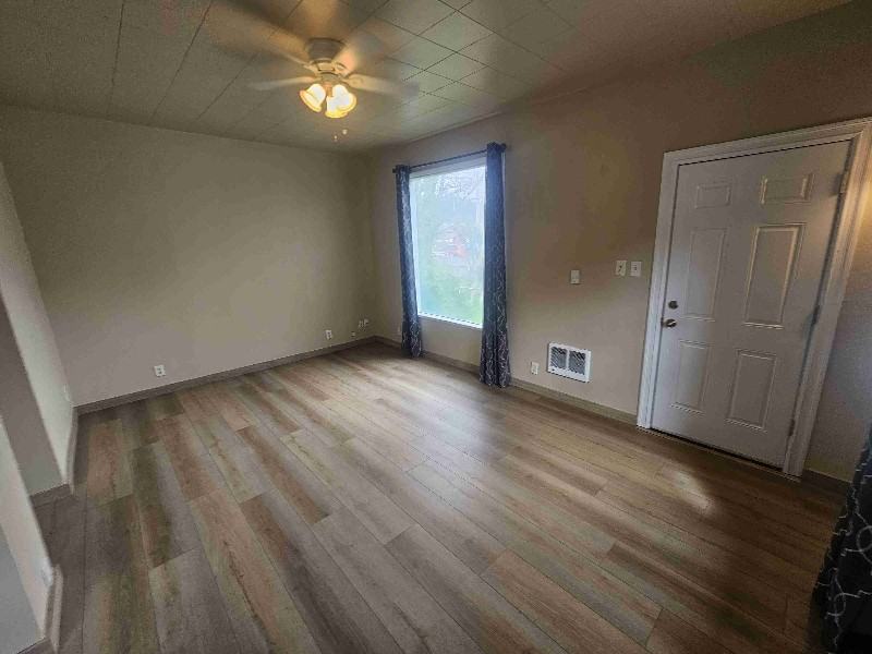 1116 Wheeler Ave - Photo 6 of 9