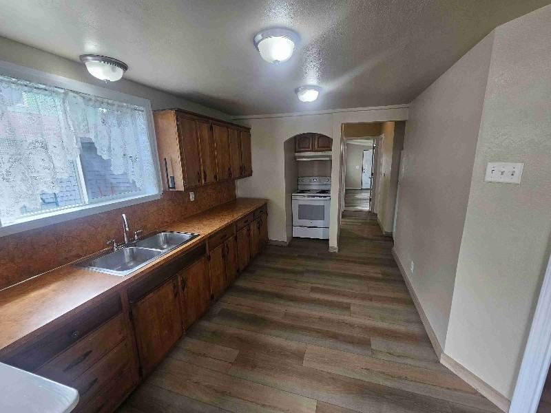 1116 Wheeler Ave - Photo 7 of 9