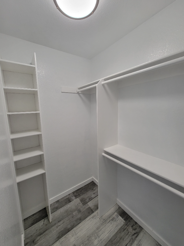 571 Tilling Way #4 - Photo 4 of 17