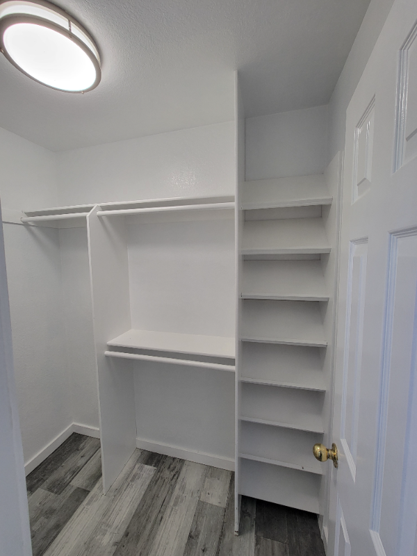 571 Tilling Way #4 - Photo 5 of 17