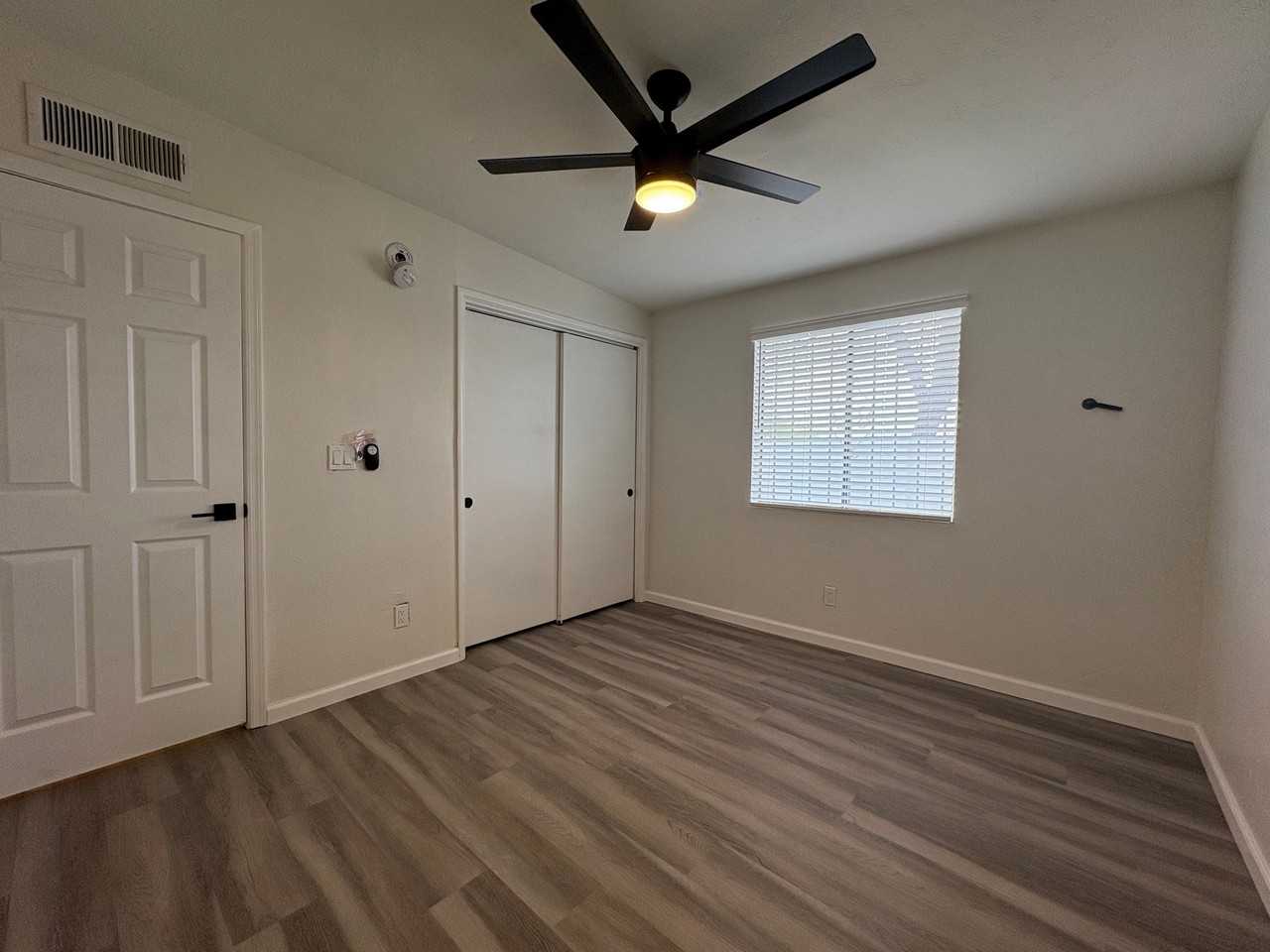 211 E Lee St #1 - Photo 7 of 18