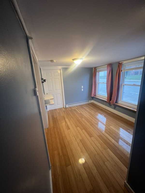 44 Knowlton St - Photo 2 of 9