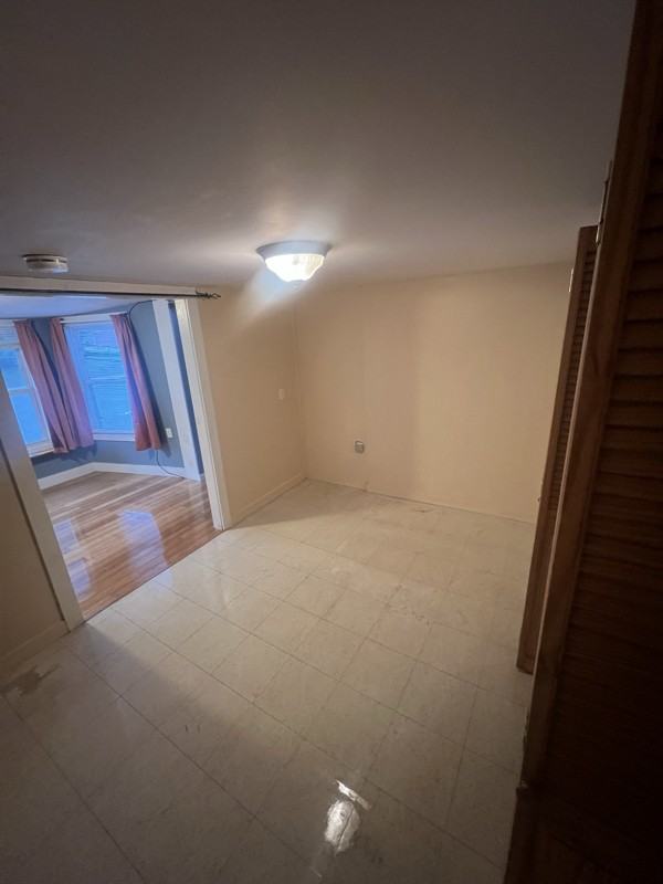 44 Knowlton St - Photo 7 of 9