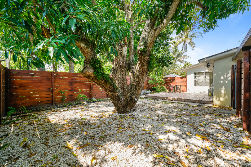 3355 Sw 22nd St #1 - Photo 4 of 20