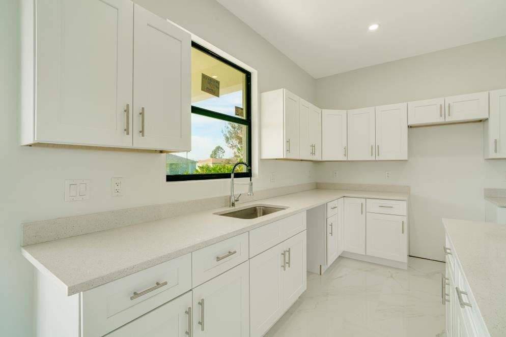 3811 15th St Sw - Photo 6 of 17