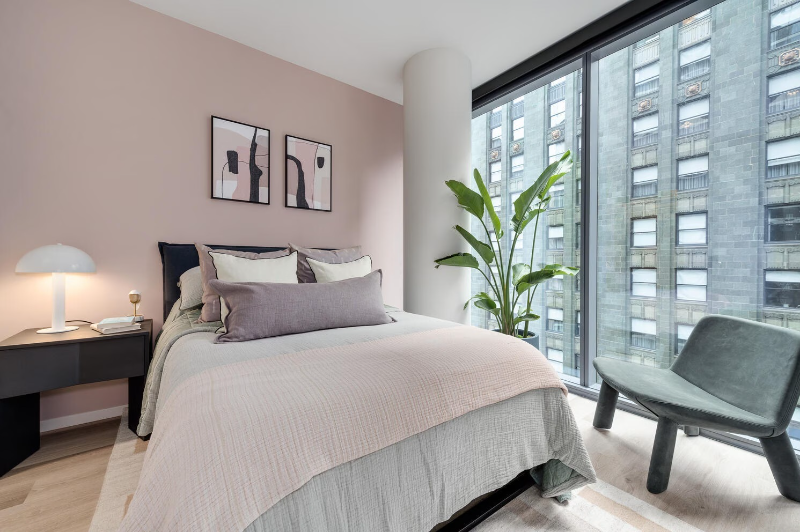62 E Wacker Pl - Photo 3 of 13