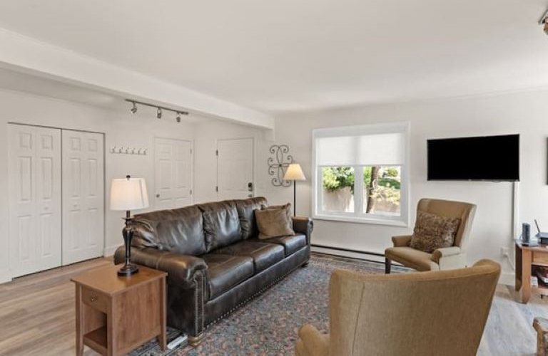 2505 Daybreak Court #301 - Photo 5 of 15