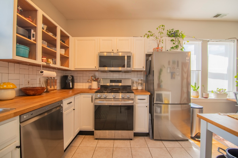 3427 W Shakespeare Ave #2B - Photo 6 of 16