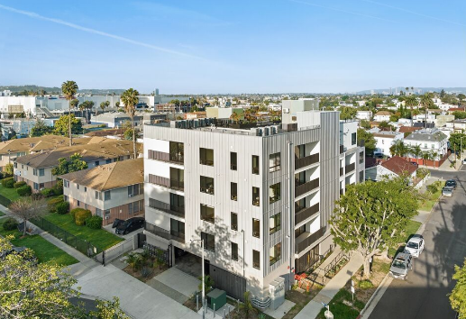 4506 Dockweiler St #504 - Photo 6 of 11