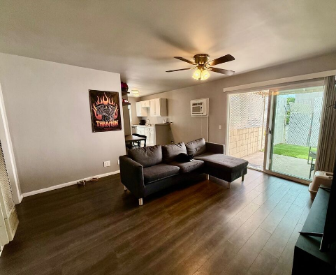 7141 Coldwater Canyon Ave #5 - Photo 2 of 12