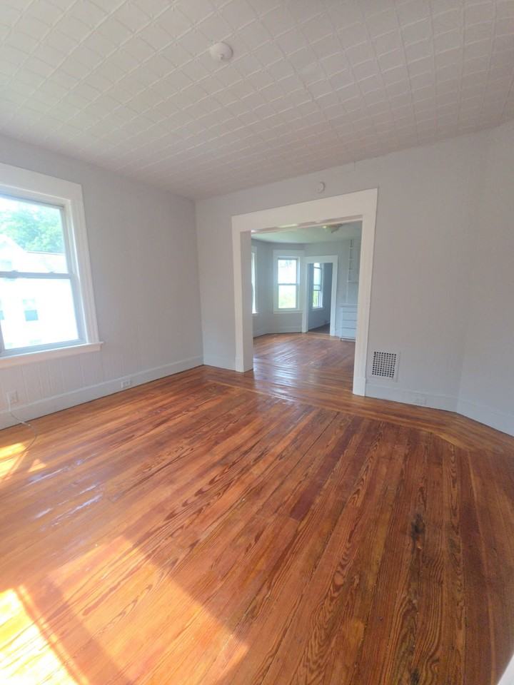 309 Cooke St #2 - Photo 3 of 13