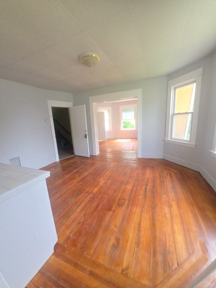 309 Cooke St #2 - Photo 5 of 13