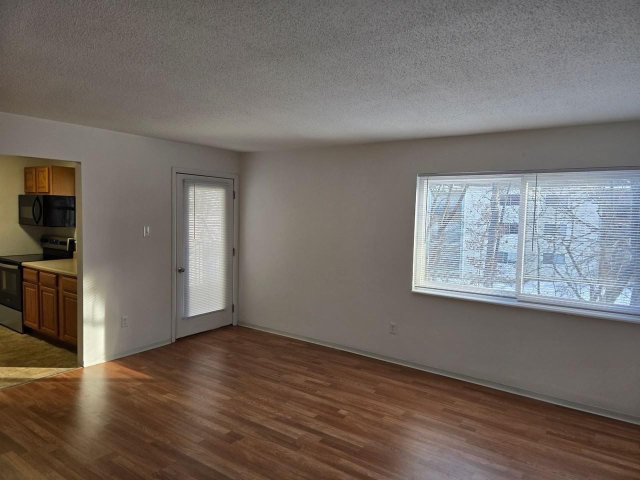 Bent Oak Apartments - Photo 5 of 28