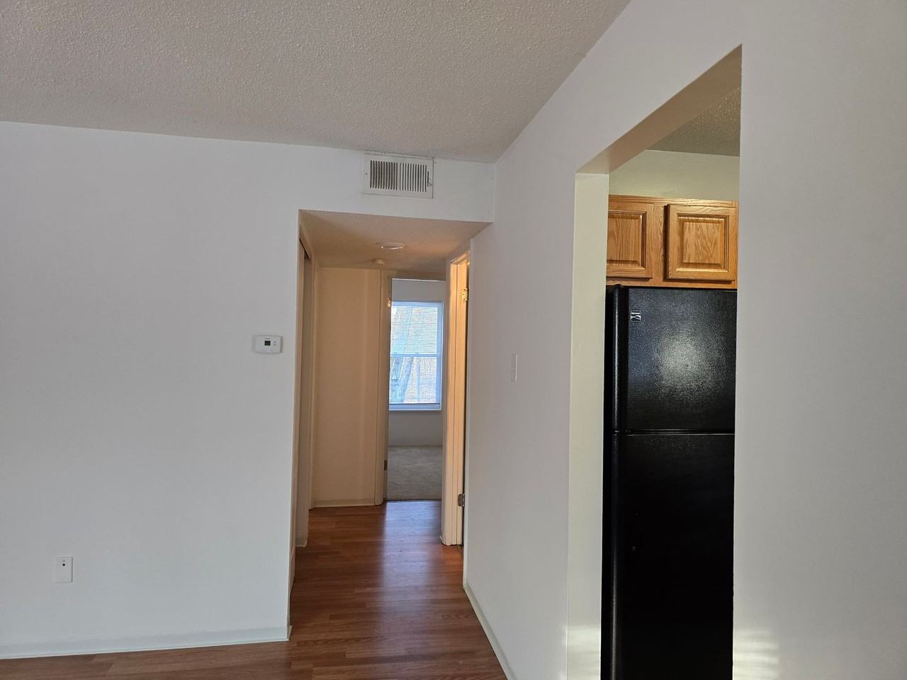 Bent Oak Apartments - Photo 7 of 28
