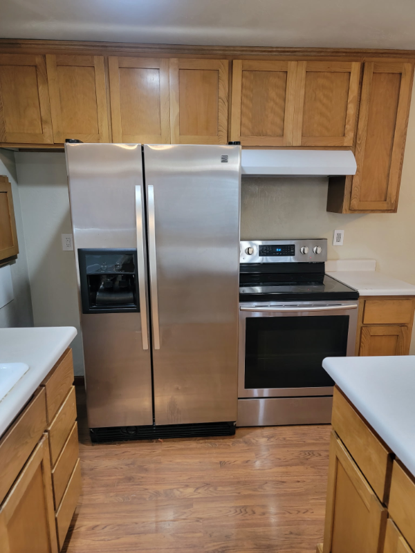 2364 Howard Ave - Photo 4 of 10
