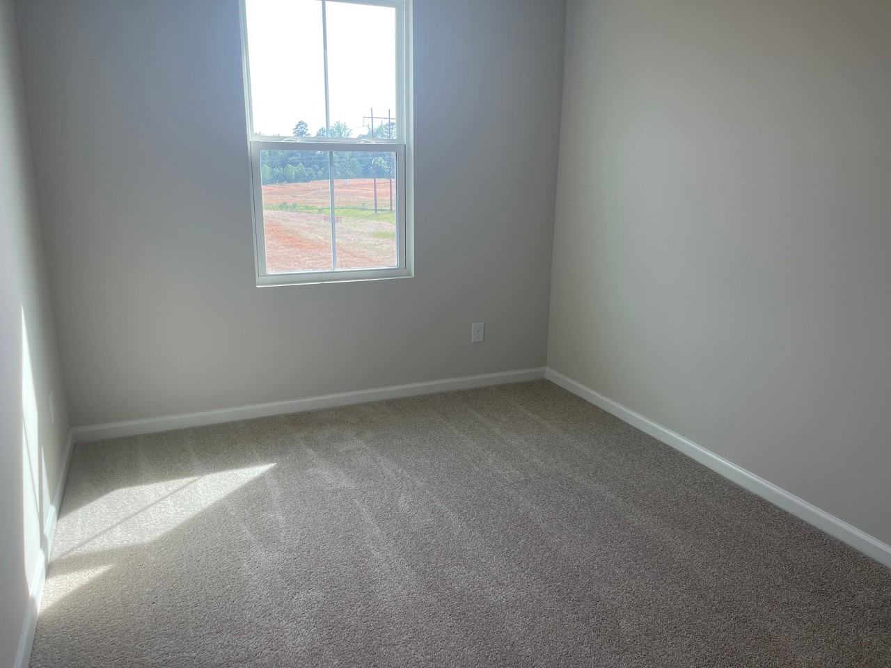 1151 Robins Nest Dr - Photo 5 of 16