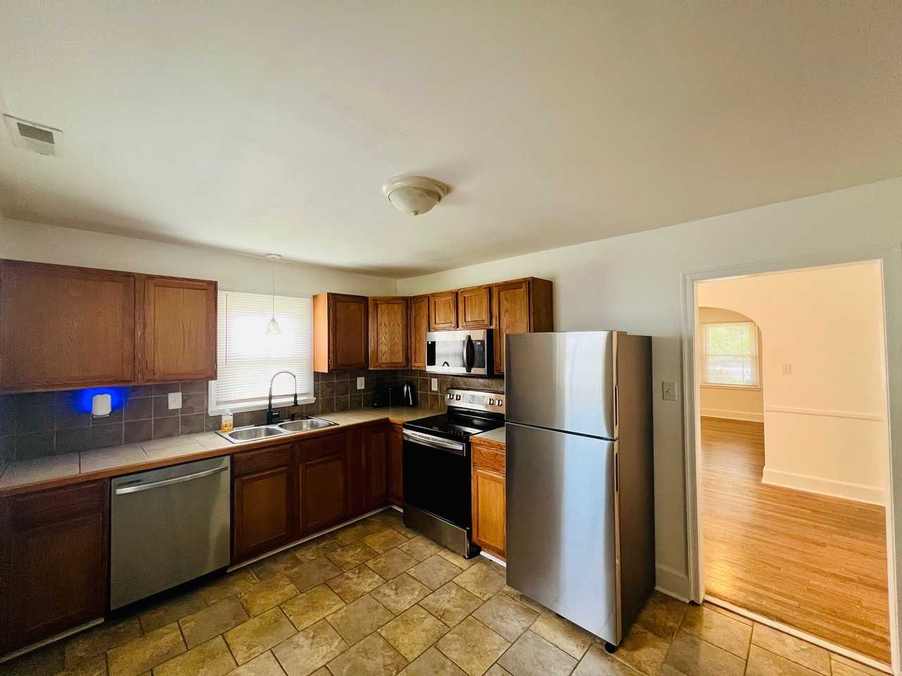 1217 Enderly Rd - Photo 7 of 11