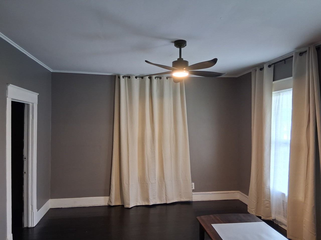 1419 W Archer St - Photo 4 of 20