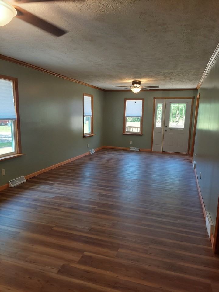 827 Fairyland Ave - Photo 5 of 20