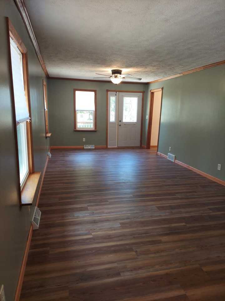827 Fairyland Ave - Photo 6 of 20