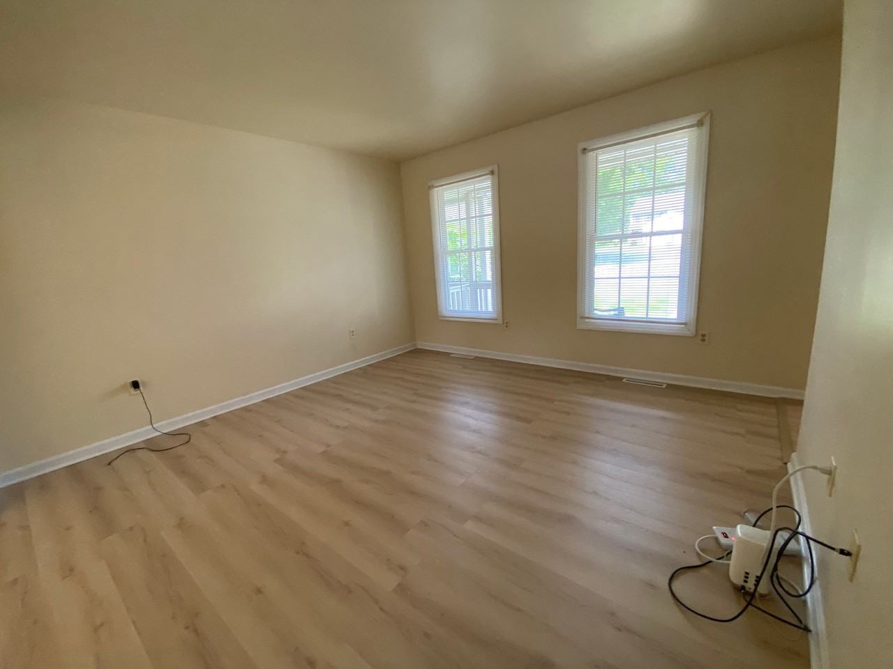 31 Greythorne Rd - Photo 2 of 20