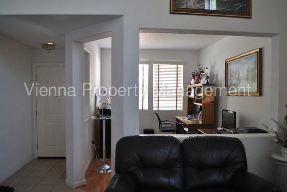 2856 Cardinal Dr - Photo 3 of 46