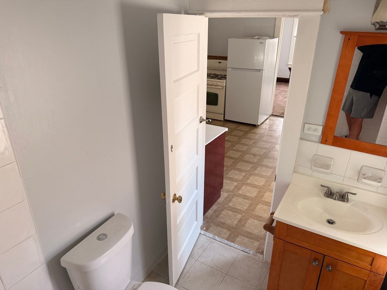 4422 Bridgeview Ave - Photo 5 of 8