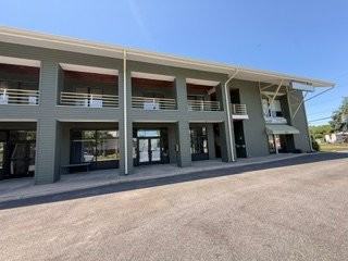 1712 Main St #200