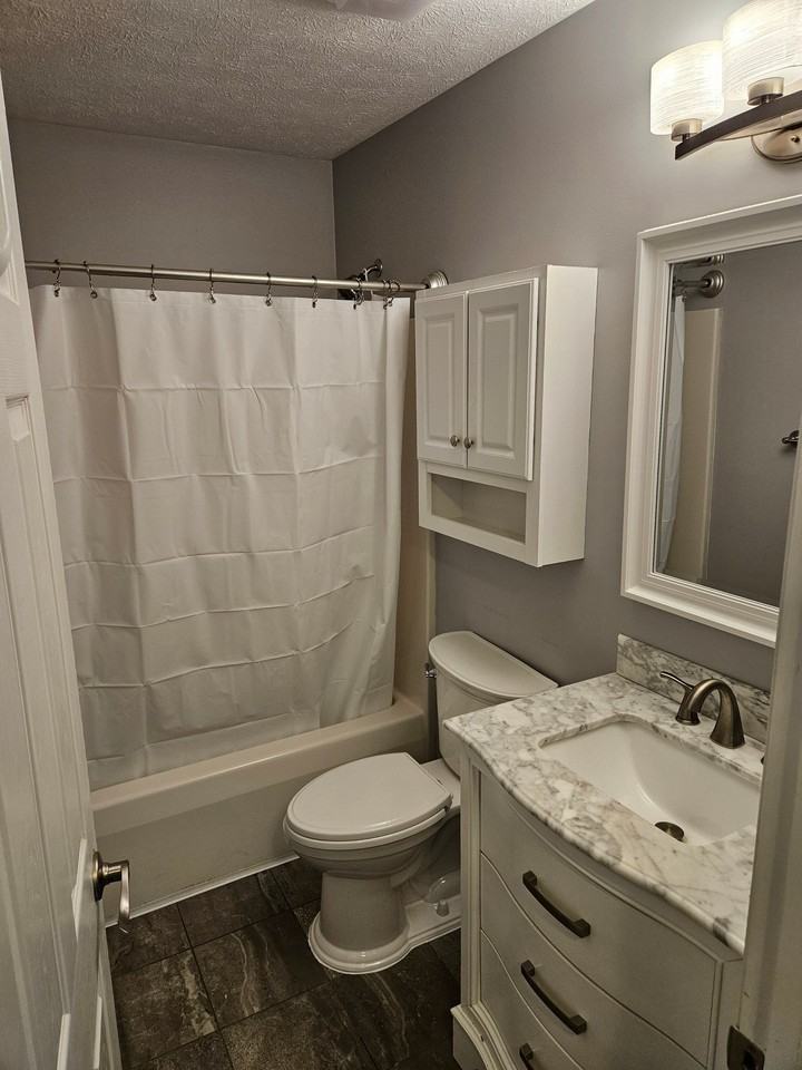70 Strawberry Cir - Photo 3 of 13