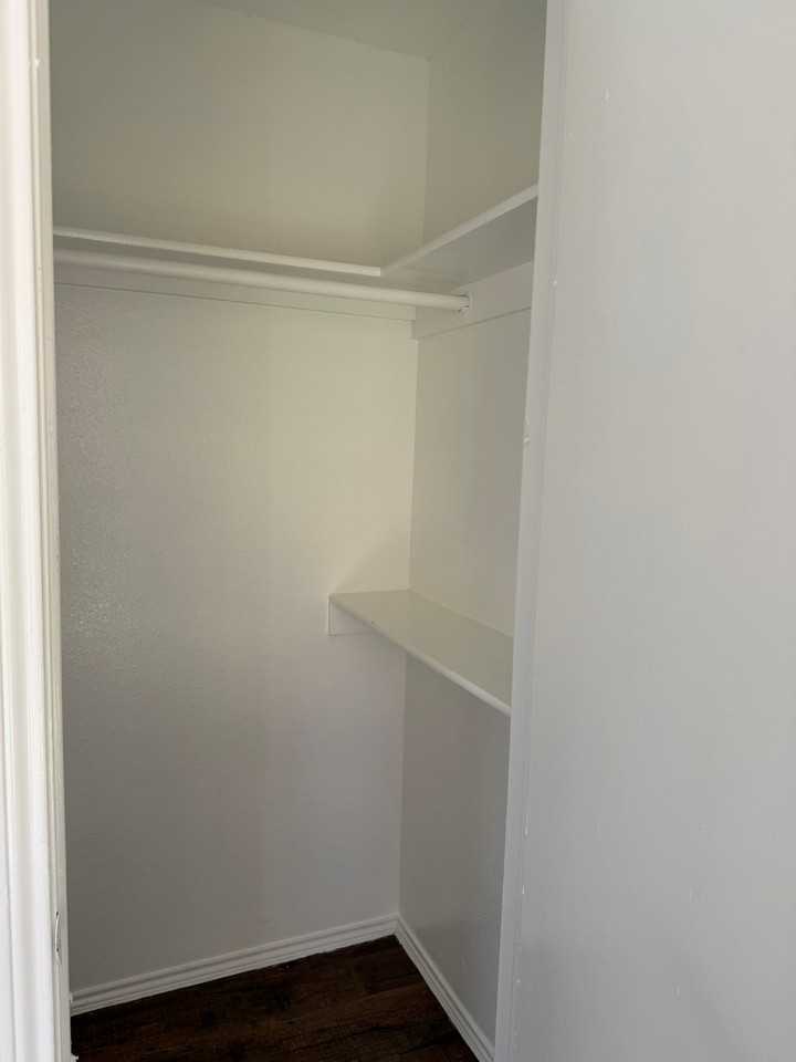3019 Oak Ridge Pl - Photo 6 of 22