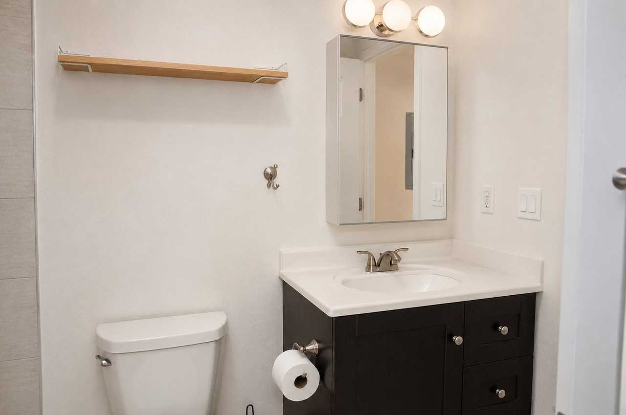 21301 52nd Ave W #B106 - Photo 5 of 15