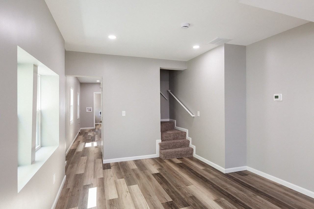 203 W High St - Photo 5 of 28