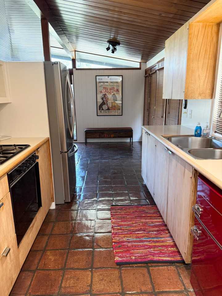 9000 Stanmoor Dr - Photo 5 of 15