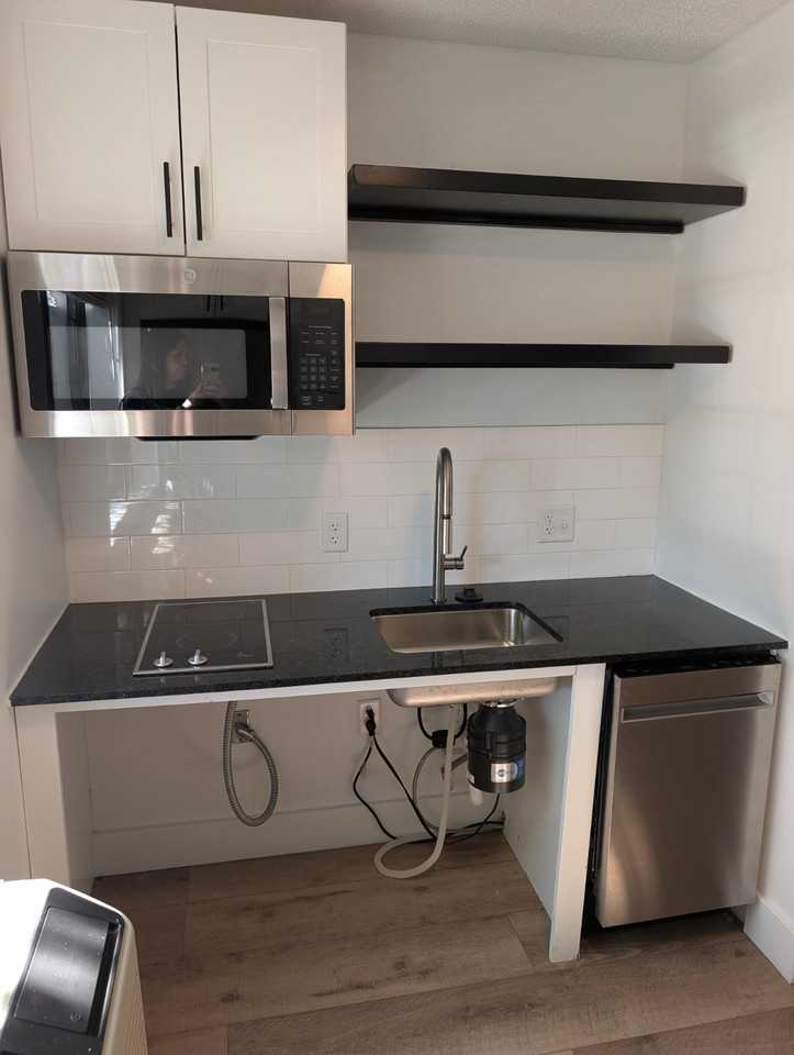 3195 S Lincoln St #1 - Photo 2 of 18