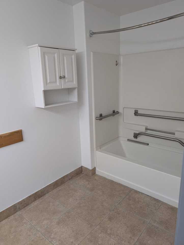 3195 S Lincoln St #1 - Photo 7 of 18
