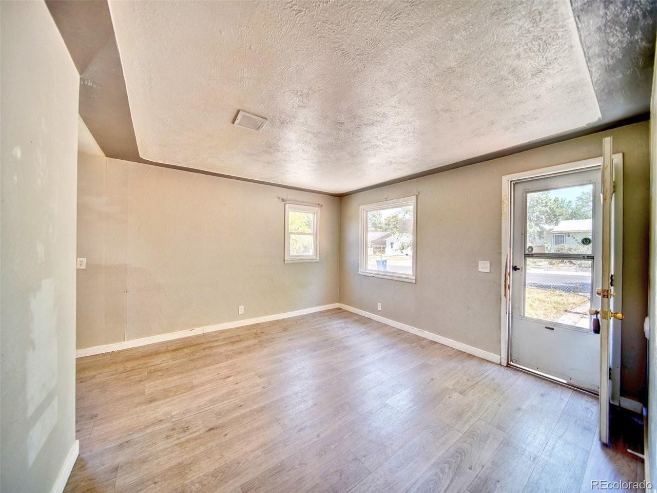 6840 E 77th Pl - Photo 2 of 19