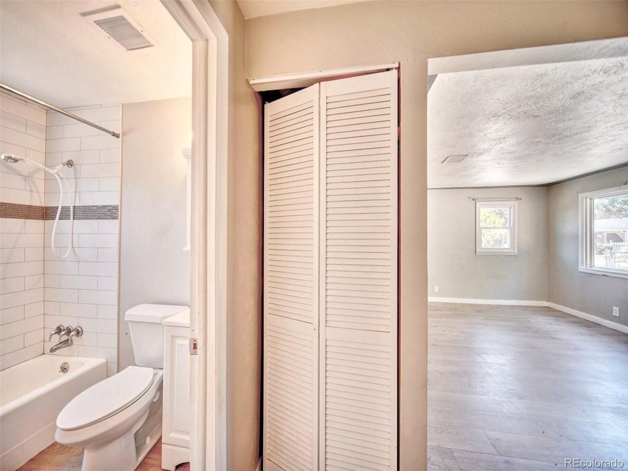6840 E 77th Pl - Photo 6 of 19