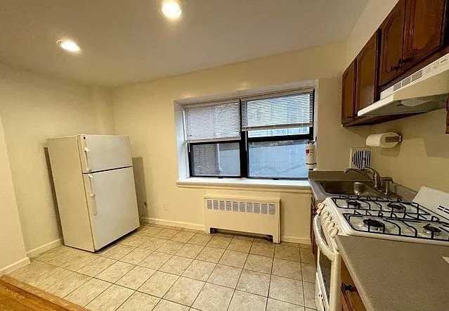130 Orient Way #1C - Photo 3 of 4