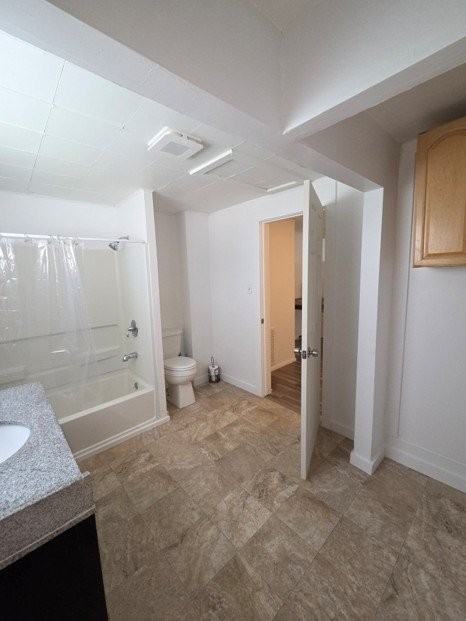 1035 2nd St - Photo 6 of 14