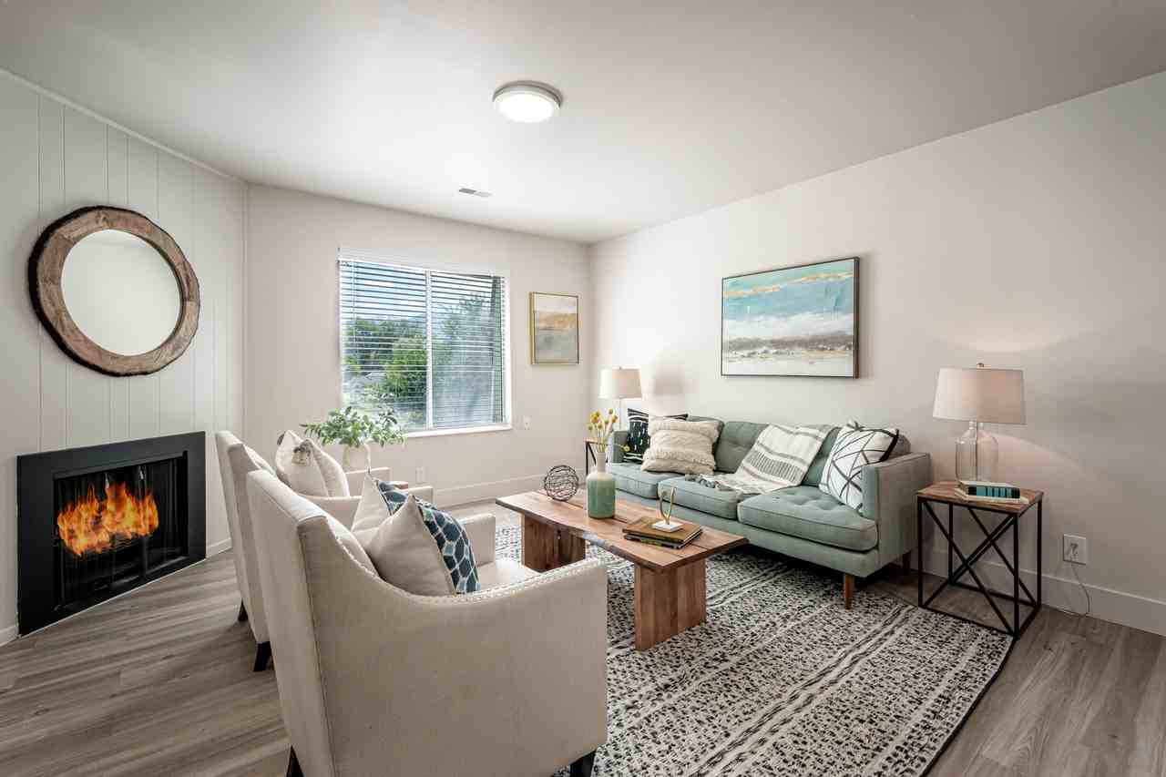 2457 S St #3 - Photo 2 of 8