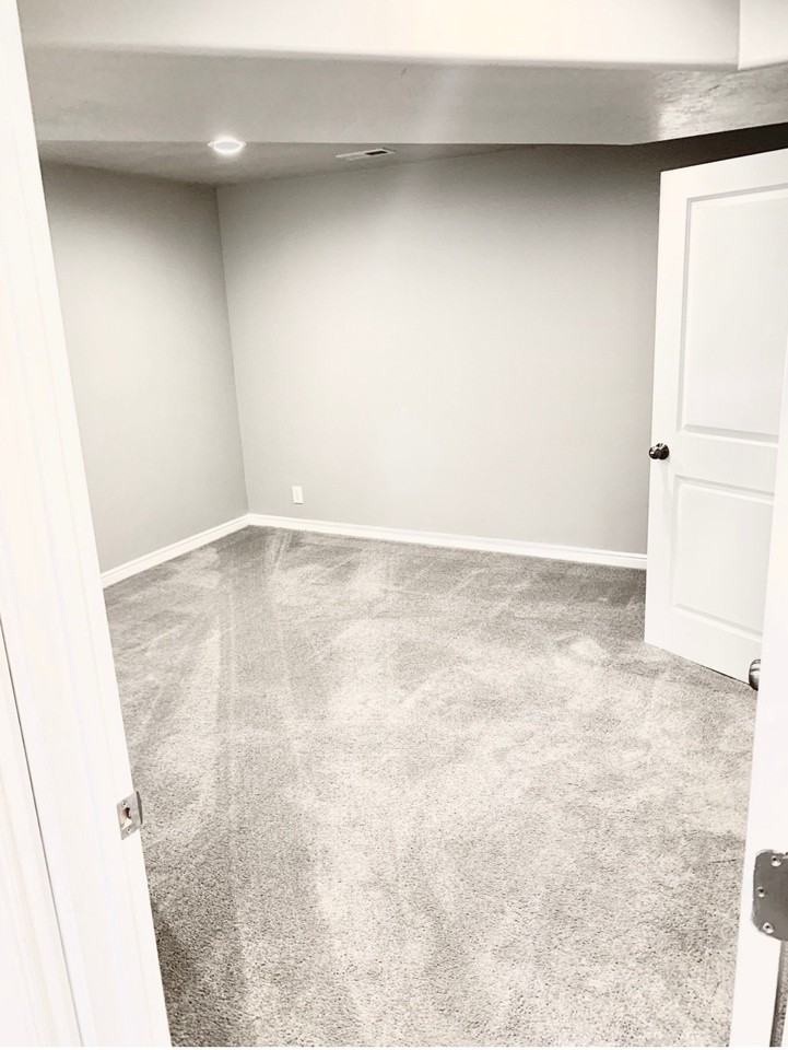 11400 Gateway Prkwy - Photo 7 of 11