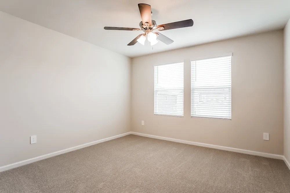 620 White Birch Ln - Photo 3 of 7