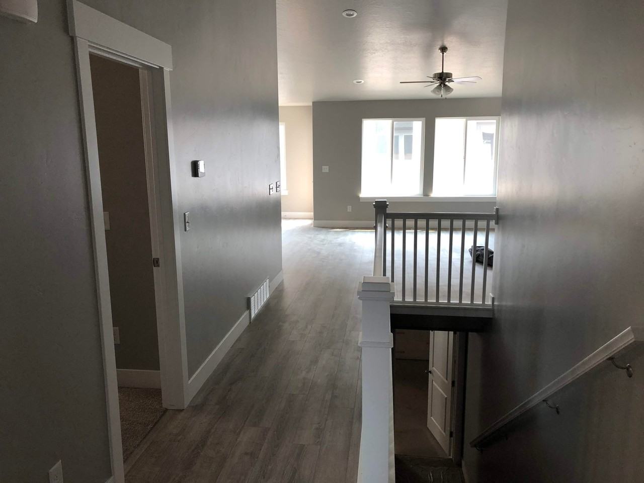 4109 Wn - Photo 2 of 9