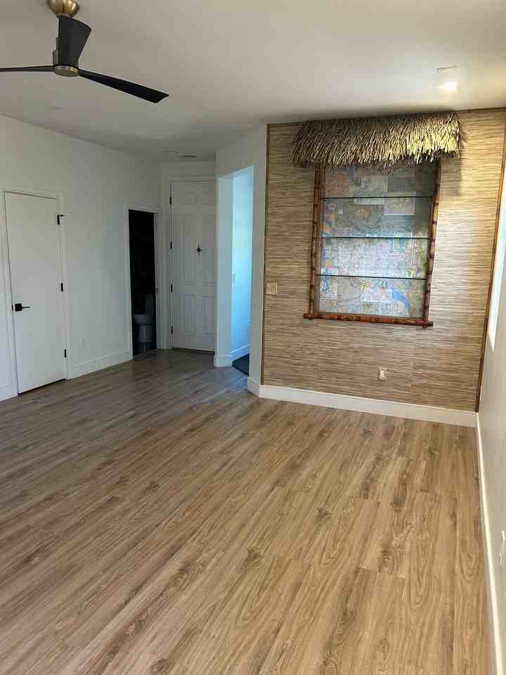 10671 Cherry Ridge Ct - Photo 3 of 20