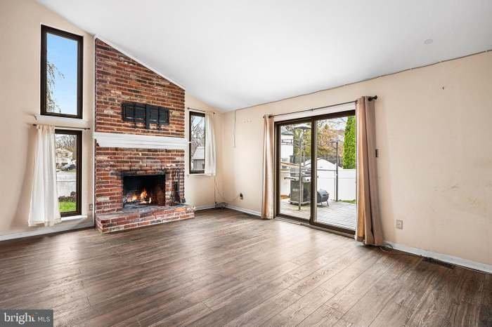 6 Tiffany Pl #9650 - Photo 7 of 19