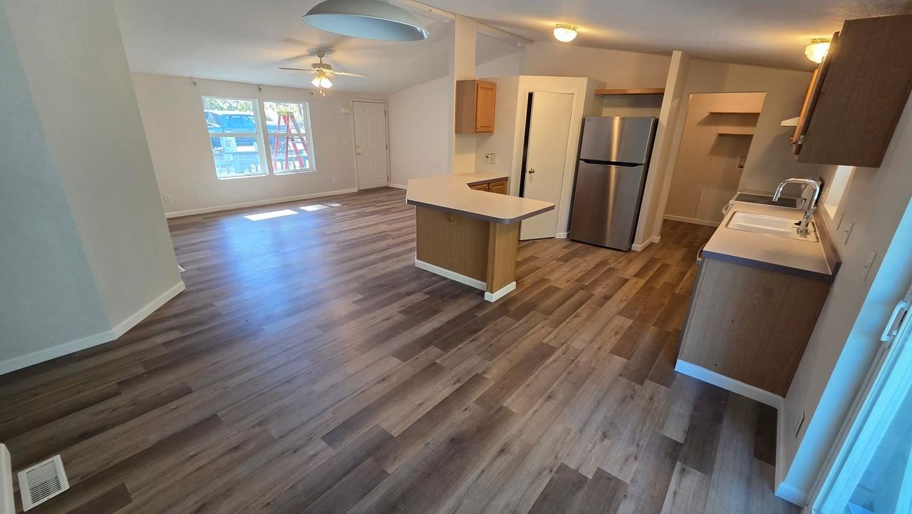 178 Moonbeam Ln - Photo 3 of 20