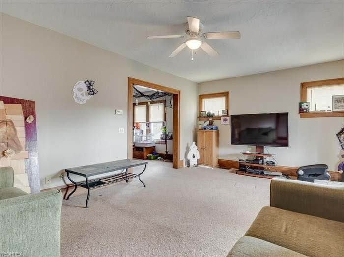 1215 19th St Nw - Photo 4 of 14